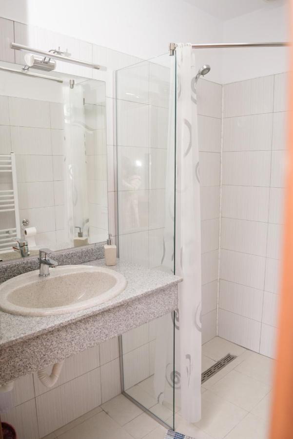 Vila Silfar Macin Buitenkant foto